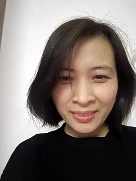 Snapshot of Sweets24 chatting on 03/11/25, 05:27 Sweets24 online show from 03/11/25, 05:27