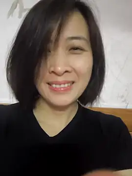 Snapshot of Sweets24 chatting on 03/12/25, 01:30 Sweets24 online show from 03/12/25, 01:30