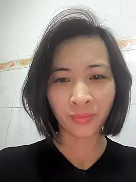 Snapshot of Sweets24 chatting on 03/18/25, 10:58 Sweets24 online show from 03/18/25, 10:58
