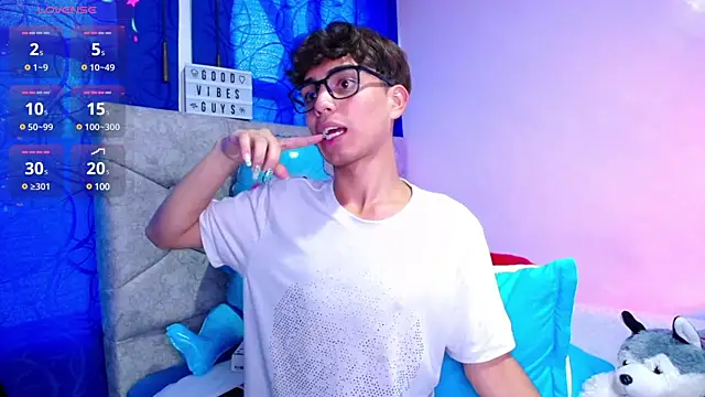 OwenBluee online show from 12/07/24, 11:18