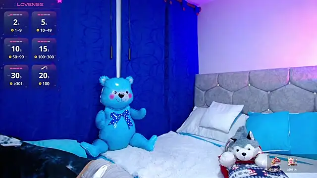 OwenBluee online show from 12/13/24, 01:26