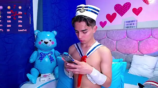 OwenBluee online show from 02/17/25, 04:42