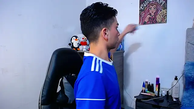 OwenBluee online show from 01/09/26, 05:32