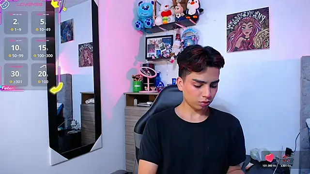 OwenBluee online show from 02/06/26, 07:12