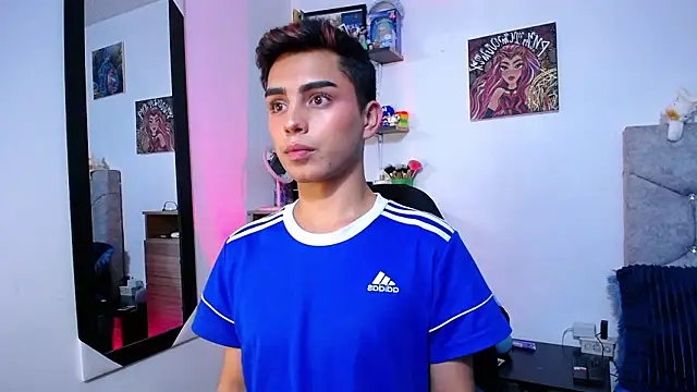 OwenBluee online show from 03/16/26, 06:17