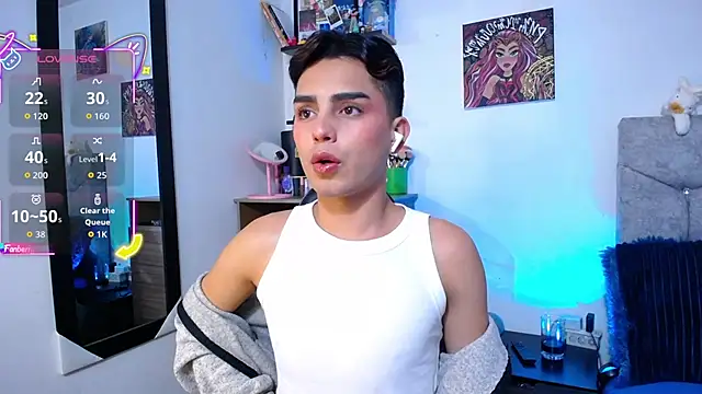 OwenBluee online show from 04/08/26, 07:08