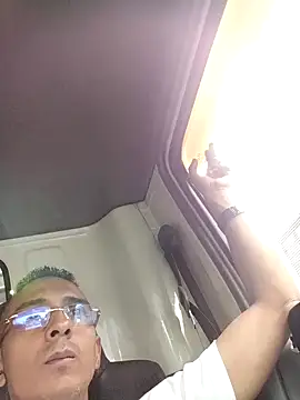 paisa233 online show from 04/22/26, 08:32