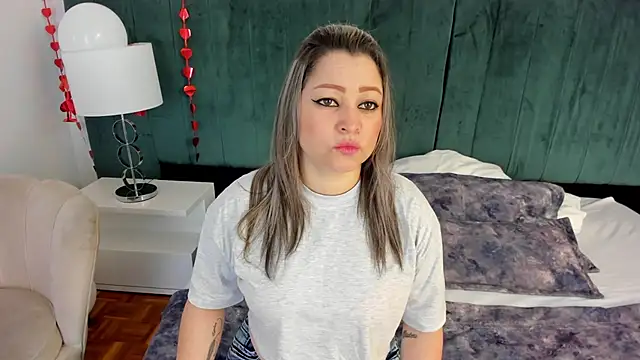 PandoraB  online show from 02/25/25, 10:58