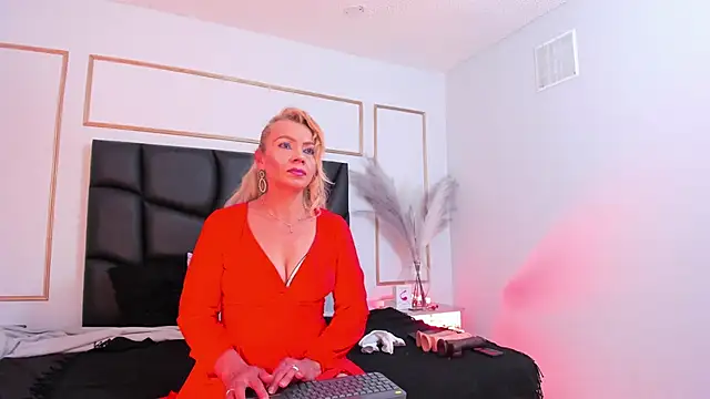 AnastasiaTaylor  online show from 03/20/26, 07:52