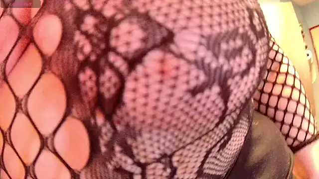 Endrocleia online show from 04/21/26, 02:51