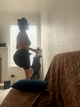 myloveforyouu online show from 10/23/25, 02:49