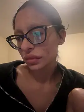 myloveforyouu online show from 12/18/25, 03:45