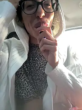 myloveforyouu online show from 03/19/26, 01:04