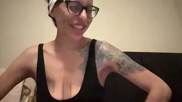 myloveforyouu online show from 04/02/26, 01:58