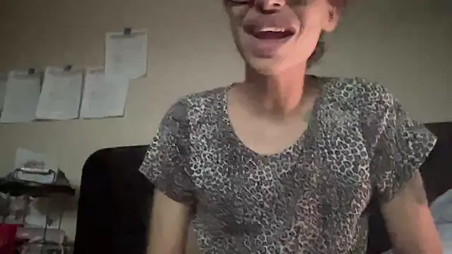 myloveforyouu online show from 04/23/26, 12:40