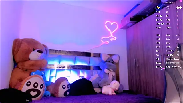 Lucidollts  online show from 02/02/25, 08:35