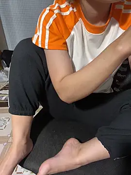 Girllikesexx2 online show from 12/17/25, 03:07