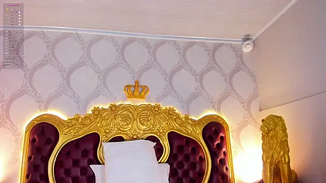 Snapshot of HelenaRoos chatting on 02/20/25, 05:33 HelenaRoos online show from 02/20/25, 05:33