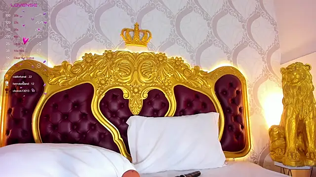 Snapshot of HelenaRoos chatting on 03/19/25, 06:57 HelenaRoos online show from 03/19/25, 06:57