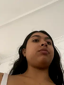 SweetLatiin  online show from 11/30/25, 04:55