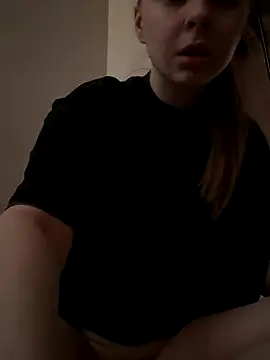 wrenlie online show from 09/18/25, 03:30