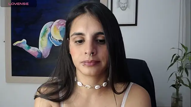 Snapshot of alma_violeta chatting on 12/12/24, 11:03 alma violeta online show from 12/12/24, 11:03