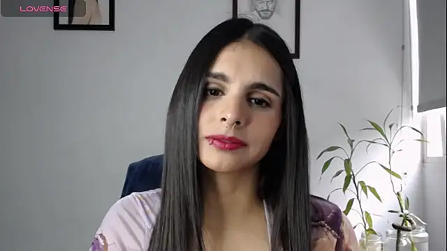 Snapshot of alma_violeta chatting on 01/19/25, 07:26 alma violeta online show from 01/19/25, 07:26