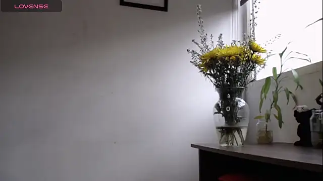 Snapshot of alma_violeta chatting on 01/24/25, 09:58 alma violeta online show from 01/24/25, 09:58