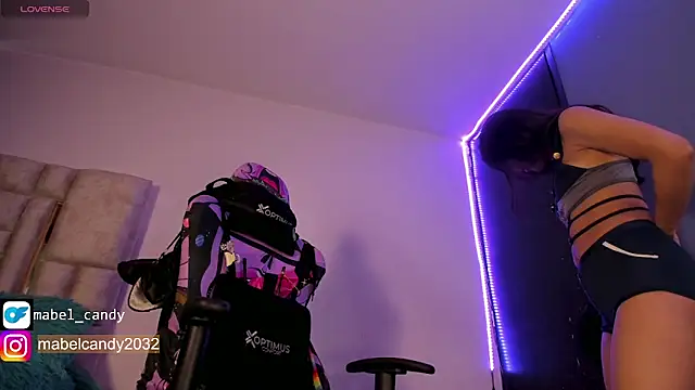 mabel candy online show from 04/15/26, 02:46