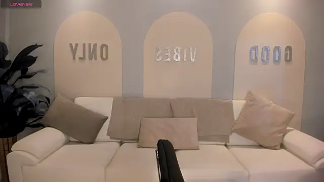 MariaHerrera  online show from 12/27/24, 07:57