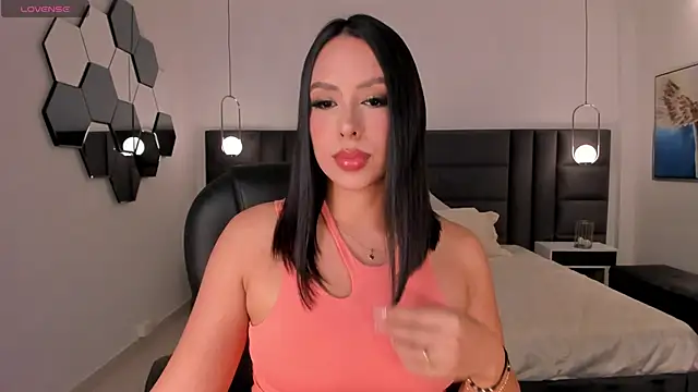 KatieStonne online show from 10/22/25, 06:13