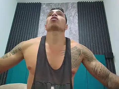 Snapshot of jack_pergurtson01 chatting on 12/19/25, 10:33 jack pergurtson01 online show from 12/19/25, 10:33