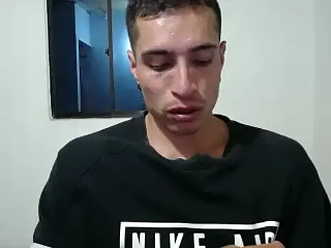 Snapshot of jack_pergurtson01 chatting on 07/12/26, 12:23 jack pergurtson01 online show from 07/12/26, 12:23