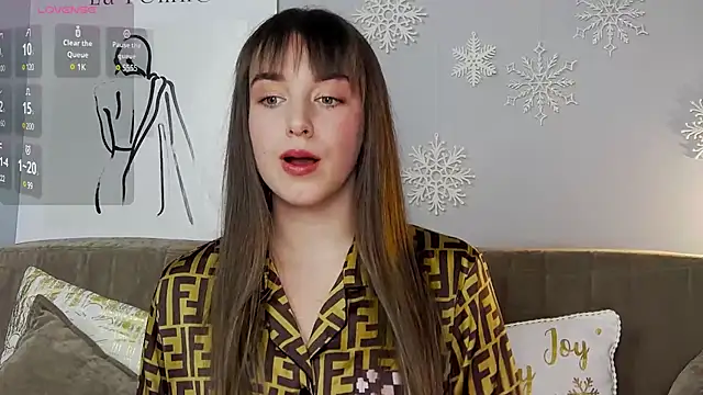 Snapshot of Sofia_Hugs chatting on 01/25/25, 05:19 Sofia Hugs online show from 01/25/25, 05:19