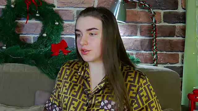 Sofia Hugs online show from 01/16/26, 07:51