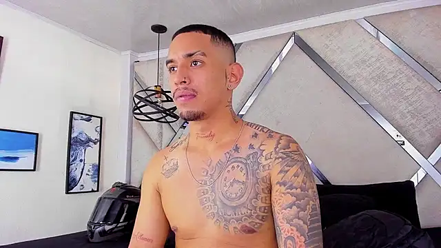 Damian09  online show from 11/07/25, 02:39