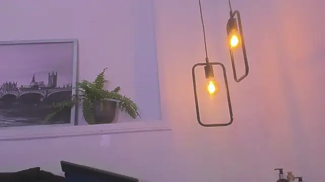 penelope handaos online show from 12/05/24, 08:44