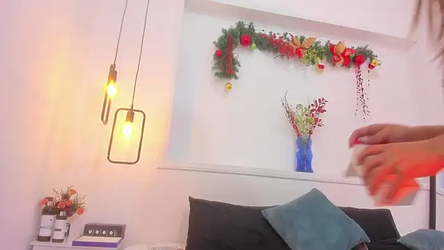 penelope handaos online show from 12/12/24, 11:40