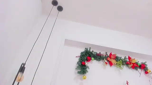 penelope handaos online show from 12/14/24, 07:18