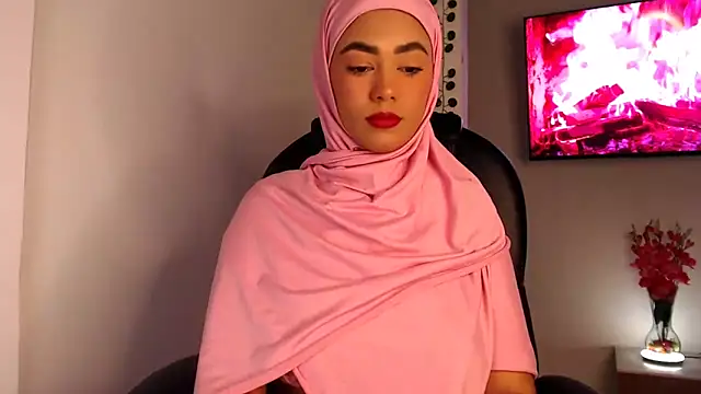 azzahara069 online show from 05/06/26, 01:57