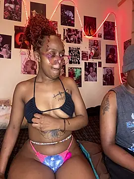 naughtybitches5 online show from 12/06/24, 05:42