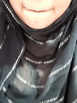 Indian-Nazia online show from 11/15/25, 07:32