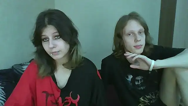 Snapshot of Crystal_Love_Porn chatting on 11/17/25, 10:59 Crystal Love Porn online show from 11/17/25, 10:59