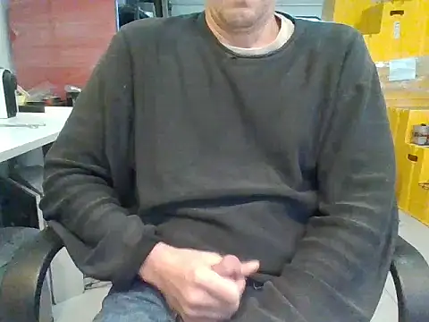 Raimundo1971 online show from 11/12/25, 02:17