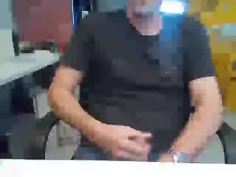 Raimundo1971 online show from 11/13/25, 06:07