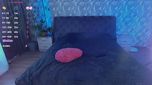 SuzannaWild online show from 01/18/25, 11:21