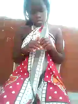 Snapshot of Sweetcecie01 chatting on 01/22/25, 02:14 Sweetcecie01 online show from 01/22/25, 02:14