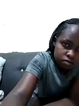 Snapshot of Sweetcecie01 chatting on 09/30/25, 08:47 Sweetcecie01 online show from 09/30/25, 08:47