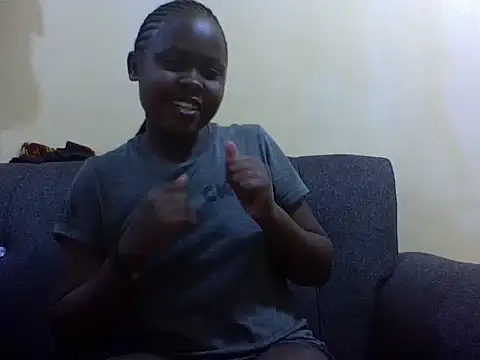 Sweetcecie01 online show from 01/08/26, 08:22