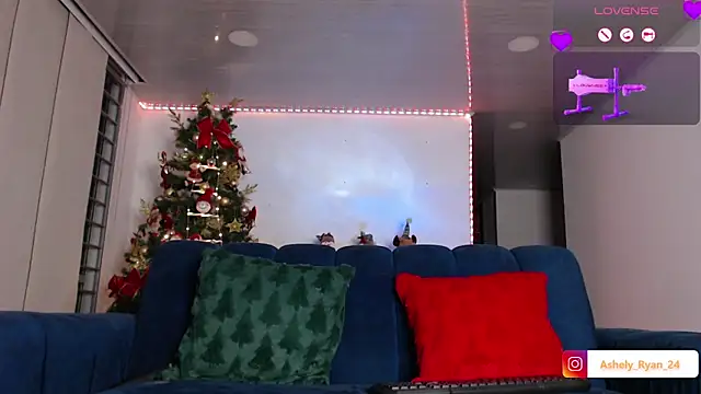 ashely ryan24 online show from 11/30/25, 12:03